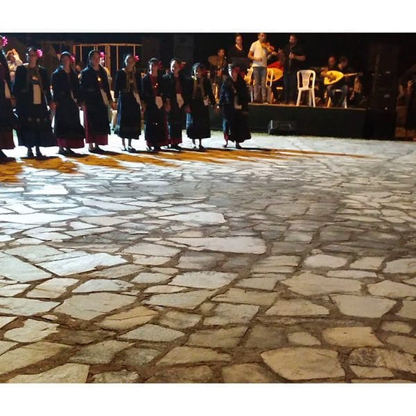 Κόμαρα Πολιτιστικές εκδηλώσεις