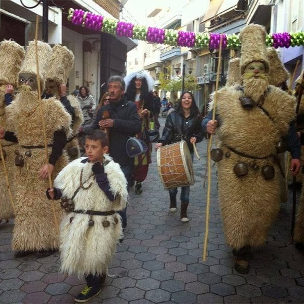 Μωμόγεροι ή Μωμόεροι ή Μωμογέρια